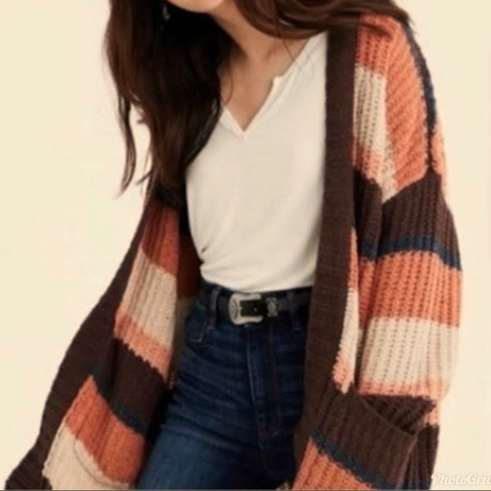 AE Long Striped Soft Cozy Cardigan - Excellent Condition